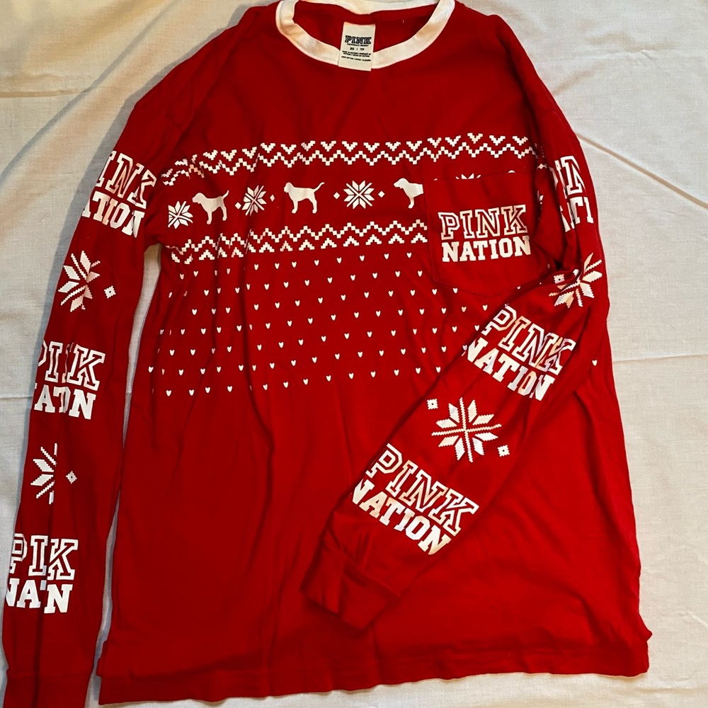 Victoria’s Secret PINK NATION Christmas tee
